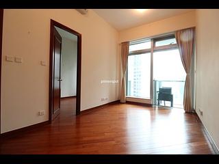 Wan Chai - The Avenue Phase 2 03