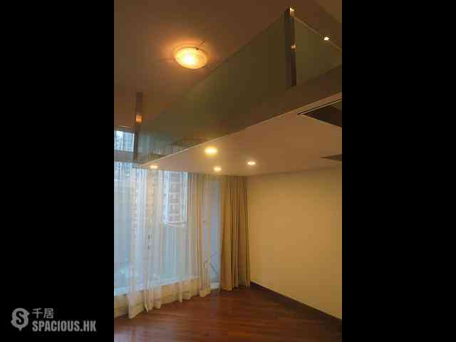 Wan Chai - The Avenue Phase 2 03