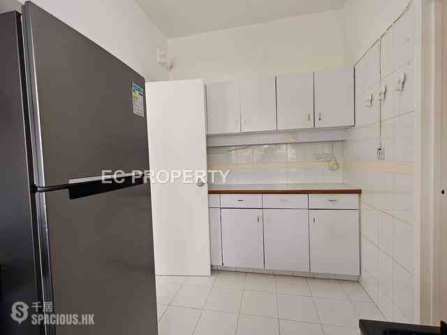 Pok Fu Lam - Bisney Villas 08