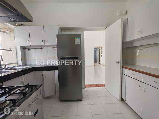 Pok Fu Lam - Bisney Villas 06