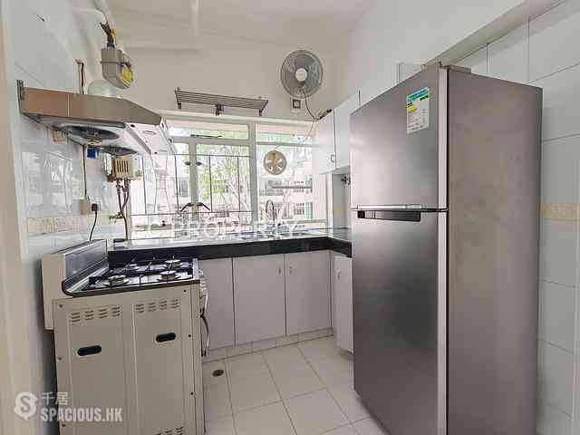 Pok Fu Lam - Bisney Villas 07