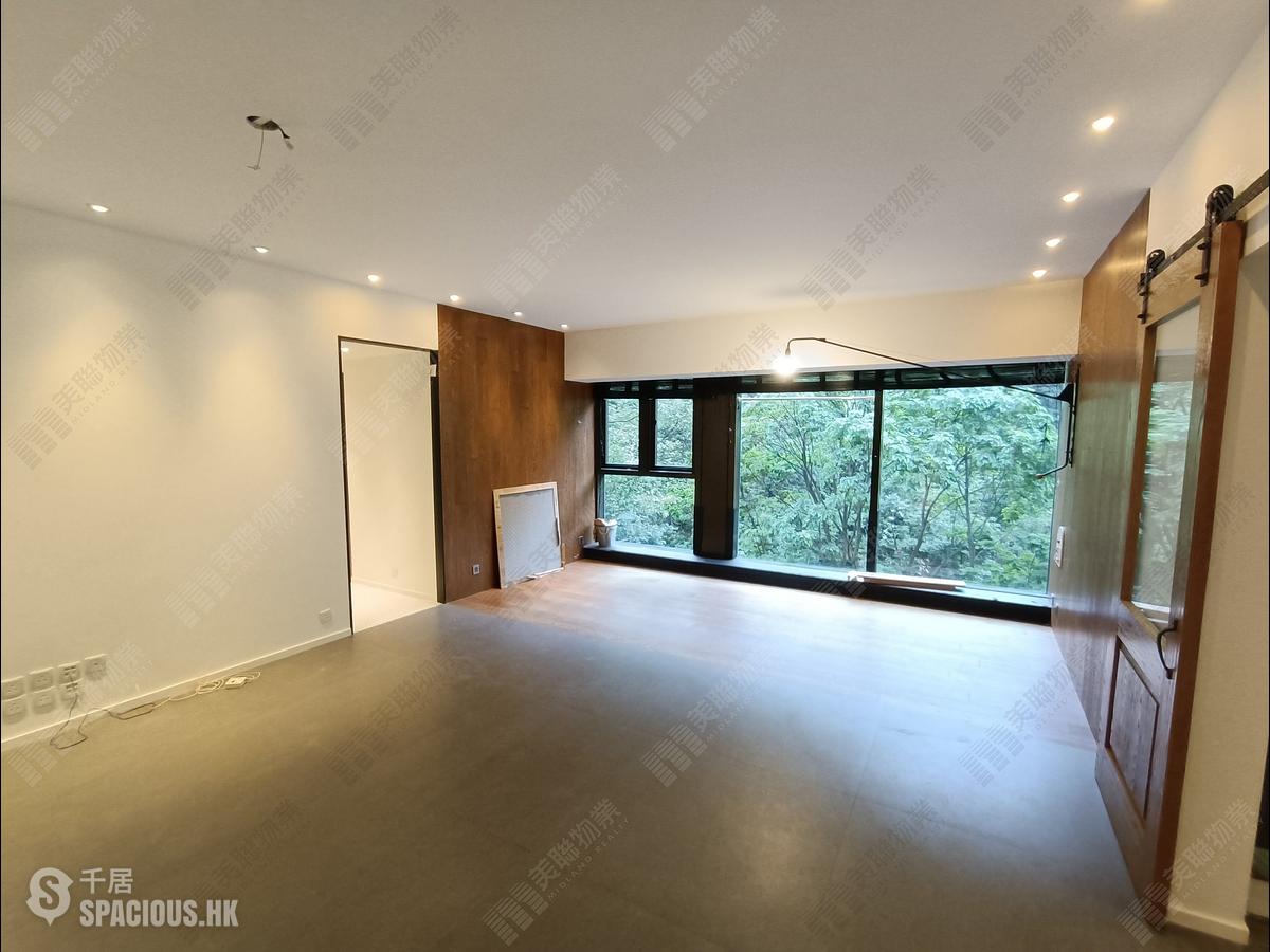 Mid Levels Central - Tavistock II 01