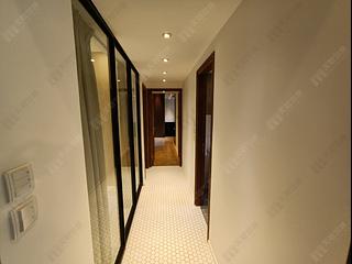 Mid Levels Central - Tavistock II 05