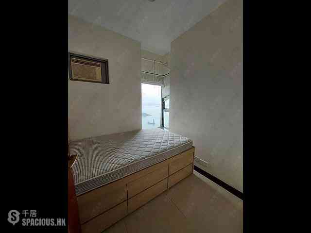 Kennedy Town - The Merton Tower 3 04