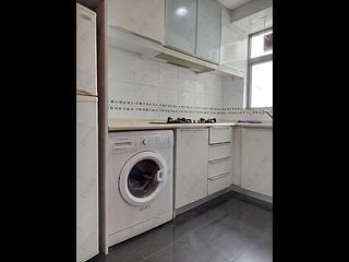 Kennedy Town - The Merton Tower 3 07