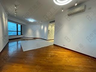 Mid Levels West - 80 Robinson Road 02