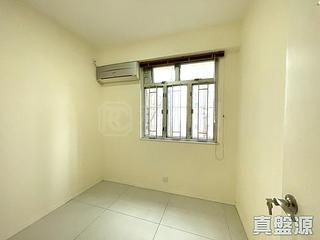 Mid Levels Central - On Fung Building 04