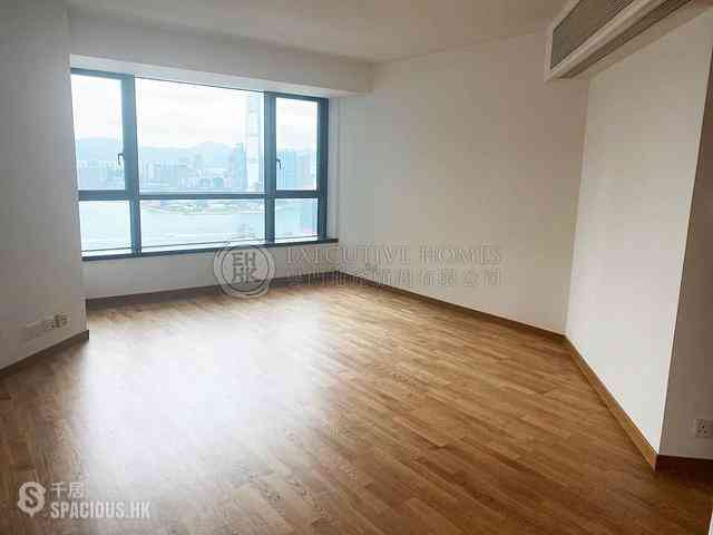 Mid Levels West - 80 Robinson Road 05