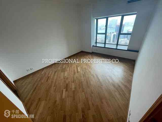 Mid Levels West - 80 Robinson Road 01