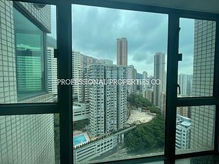 Mid Levels West - 80 Robinson Road 06