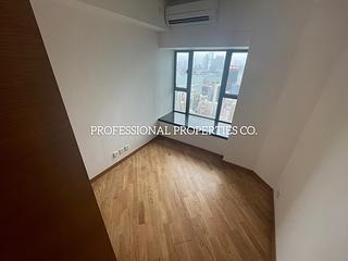 Mid Levels West - 80 Robinson Road 09
