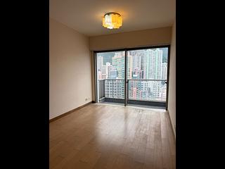Sai Ying Pun - Island Crest 05