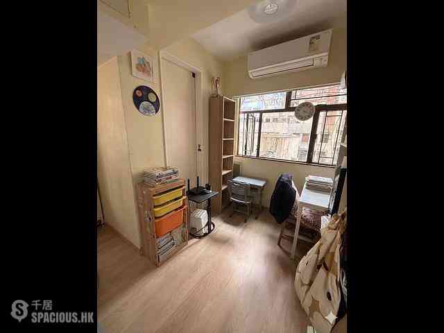 Sai Ying Pun - Tong Nam Mansion 02