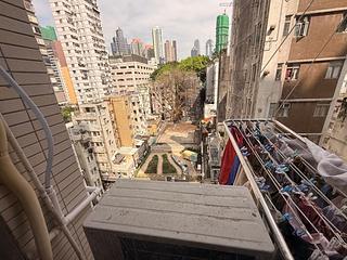 Sai Ying Pun - Tong Nam Mansion 03
