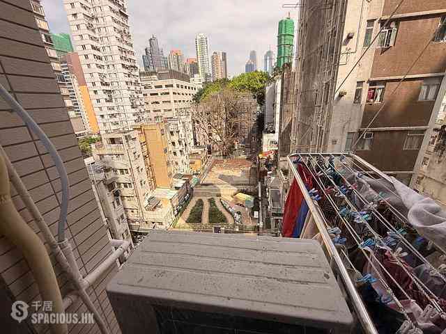 Sai Ying Pun - Tong Nam Mansion 03