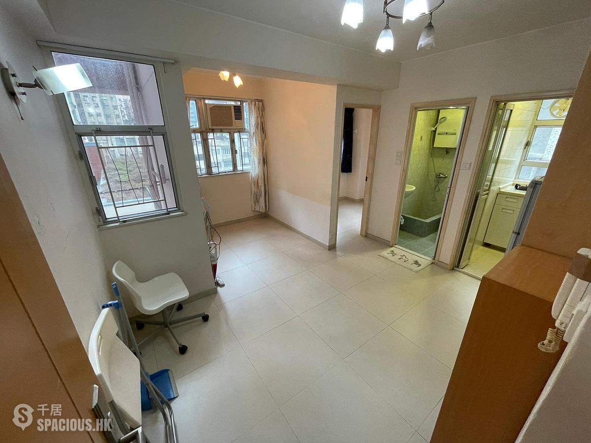 Sai Ying Pun - Yee Shun Mansion 01