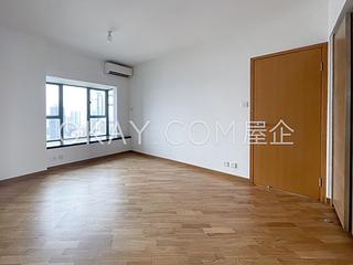 Mid Levels West - 80 Robinson Road 05