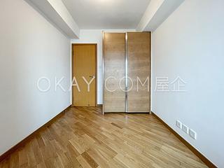 Mid Levels West - 80 Robinson Road 10