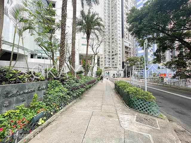 Mid Levels West - 80 Robinson Road 15