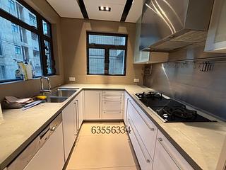 Mid Levels Central - Tavistock II 03