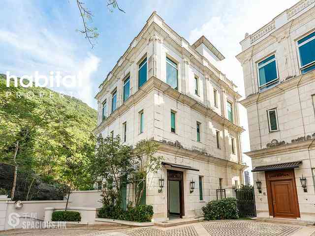 Repulse Bay - 110, Repulse Bay Road 01