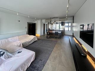 Mid Levels Central - Birchwood Place 03