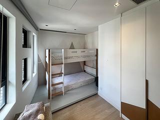 Mid Levels Central - Birchwood Place 10