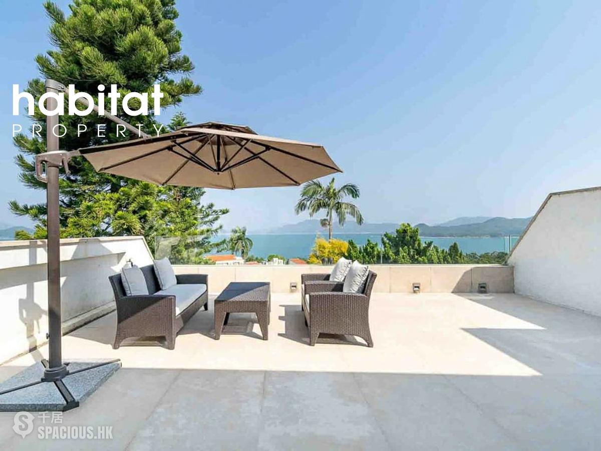 Clear Water Bay - The Riviera 01