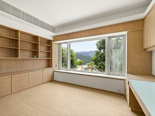 Wong Chuk Hang - Manly Villa 06