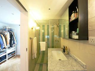 Sai Ying Pun - 35, Bonham Road 08