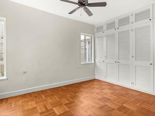 Mid Levels Central - Glory Mansion 06