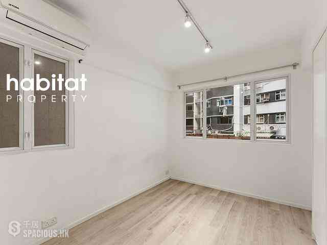 Soho - Caravan Court 06