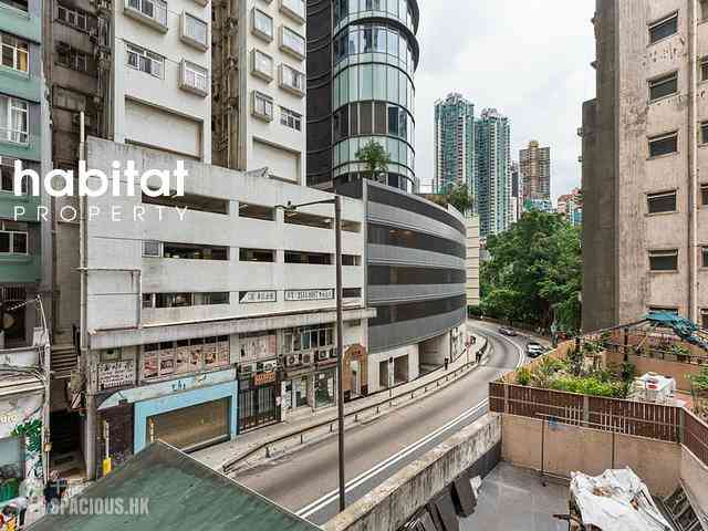 Soho - Caravan Court 08
