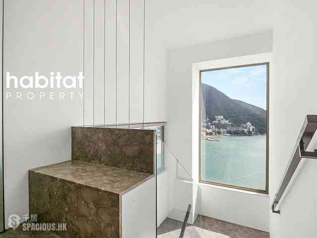 Repulse Bay - The Beachfront 18