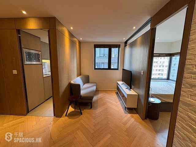 Wan Chai - Star Studios II 02