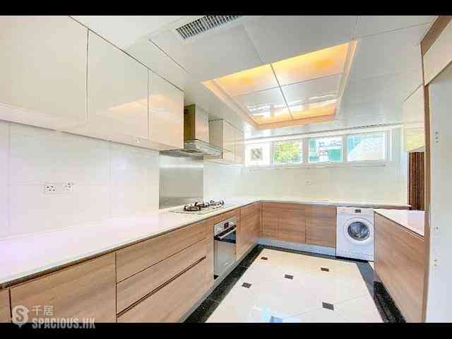 Pok Fu Lam - Villa Cecil Phase 3 03