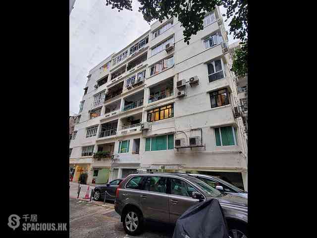 Mid Levels Central - Best View Court Block 68, Macdonnell Road 18