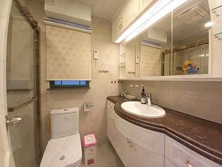 Wan Chai - Royal Court 05