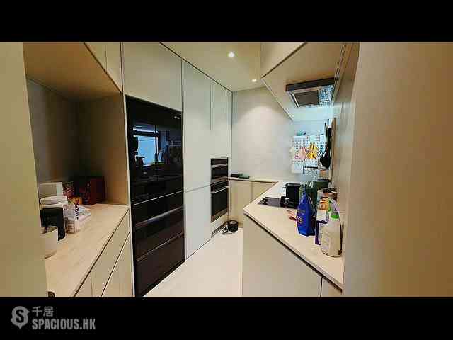 Quarry Bay - The Floridian Block 2 02