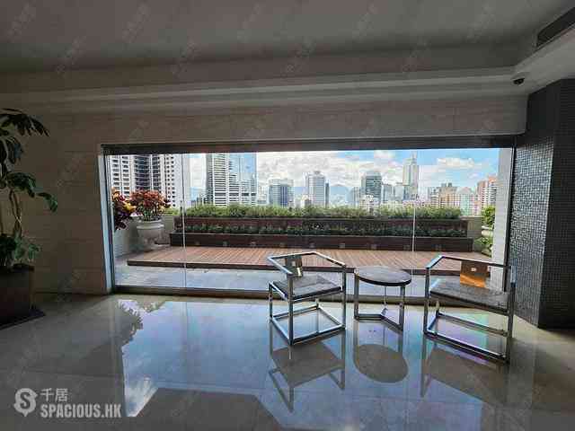 Mid Levels East - Bowen Place 11