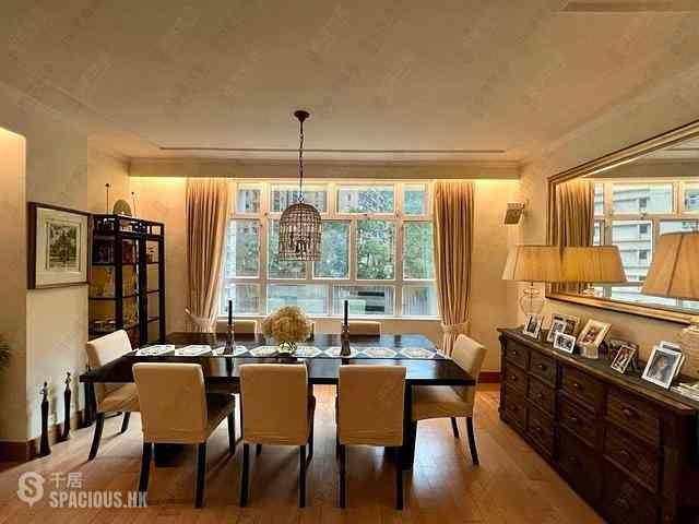 Mid Levels Central - Tregunter Block 1 03