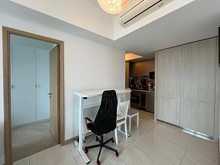 Sai Ying Pun - King's Hill 04