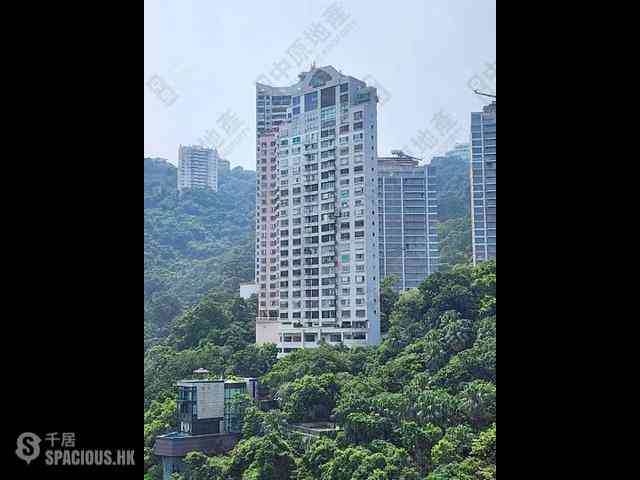 Mid Levels East - Bowen Place 15