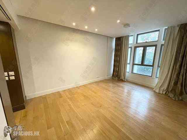 Mid Levels Central - Kam Yuen Mansion 07