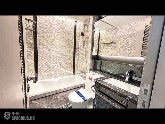 Wong Chuk Hang - The Southside Phase 3B Blue Coast Tower 2B 08