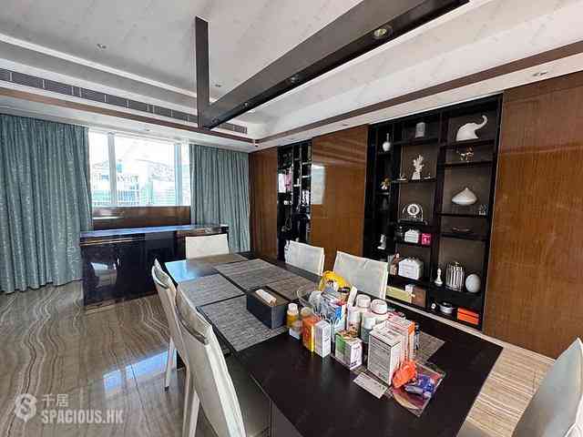 Wong Chuk Hang - Marinella Block 3 04