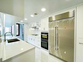 Tai Tam - Hong Kong Parkview Parkview Heights Block 15 05