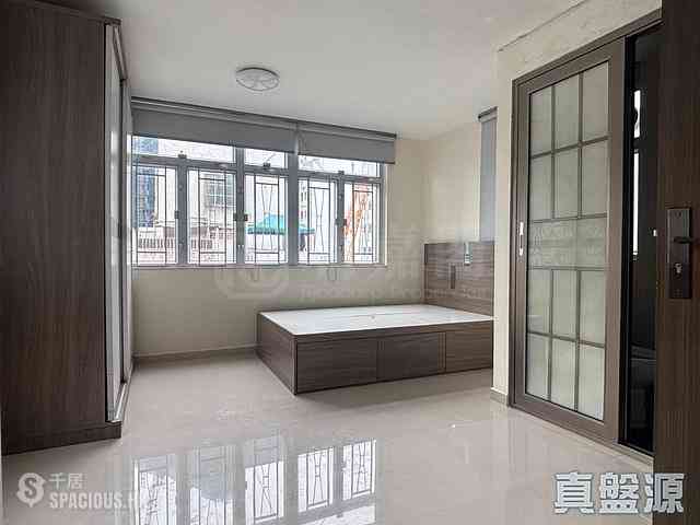 North Point - Ming Yuet Building 01