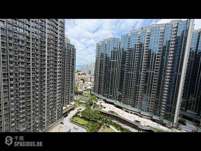 Wong Chuk Hang - The Southside Phase 1 Southland Tower 2A 03