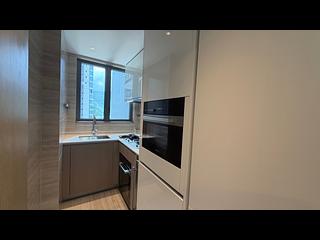 Wong Chuk Hang - The Southside Phase 1 Southland Tower 2A 07